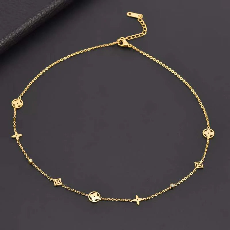 The Amelie Necklace
