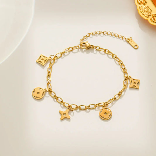 The Analeia Bracelet