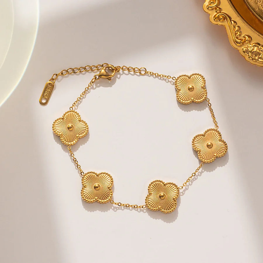 The Lily Bracelet